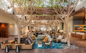 Portola Hotel & Spa